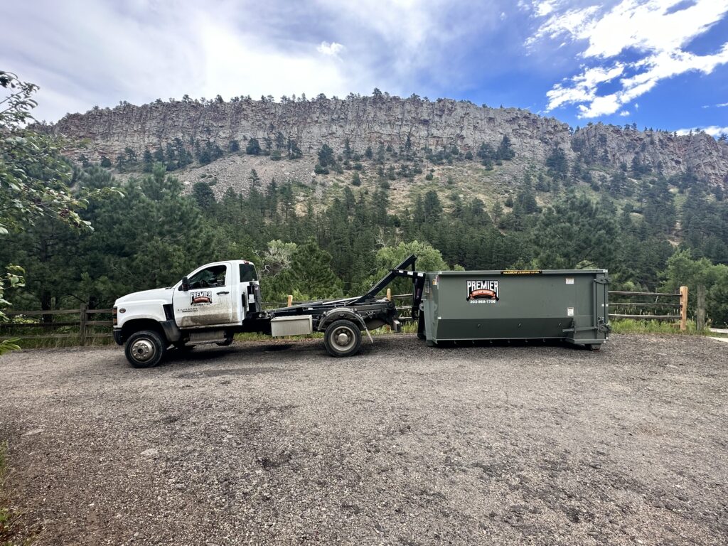 Commercial dumpster rental Aurora CO with large container on-site